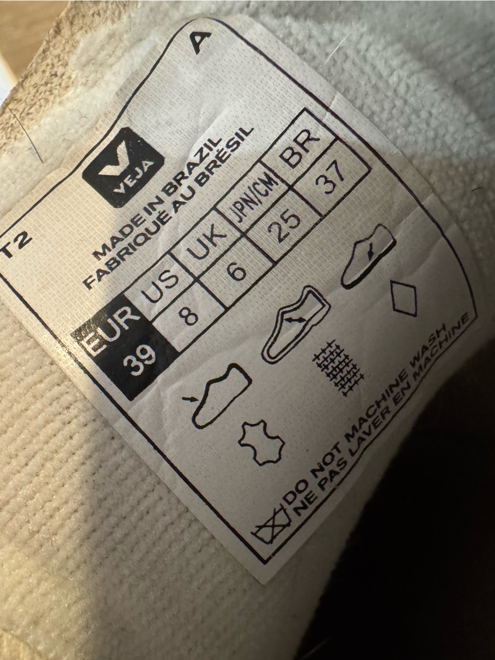 Veja White Leather Low-Top Sneakers with Black V Logo - Picture 7 of 9
